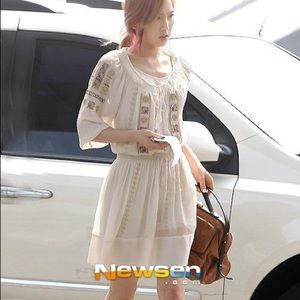 Club Monaco Embroidered Dress White Vintage look